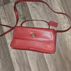 COPY - Vintage Coach Geometric Clutch Bag Glovetanned Cowhide Leather 9044 Red